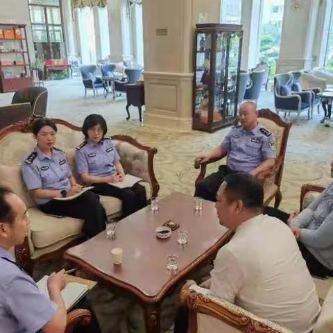 桥西分局出入境大队到维明派出所辖区指导外国人住宿登记录入及管理工作