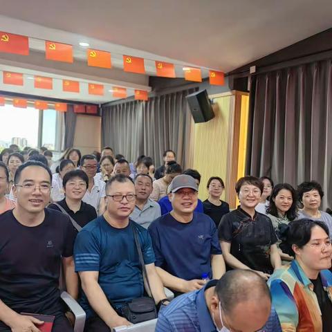 聚焦中考，再度启航——记九年级数学组参加长春市集体备课