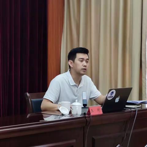 县项目策划专班组织召开高质量发展项目谋划和资金争取操作实务培训会