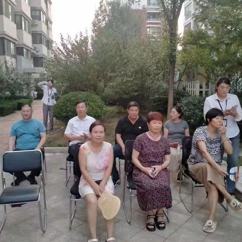 “激扬青春”动起来适园雅居文化文艺演出活动