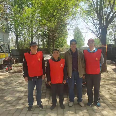 鸿君团队再次弘德家园慰问孤儿院孩子们