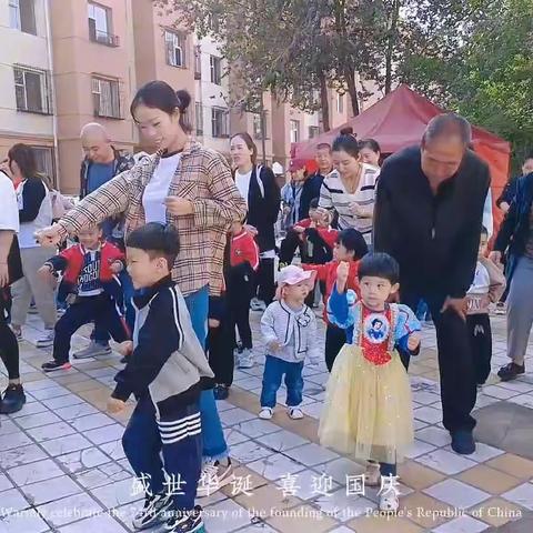 育林幼儿园“迎中秋，庆国庆”爱国宝贝活动