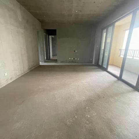 🌟怒降20万 还送车位 48.8万急售【冠城学府】清水3/2/2 产权109 小高层 老证