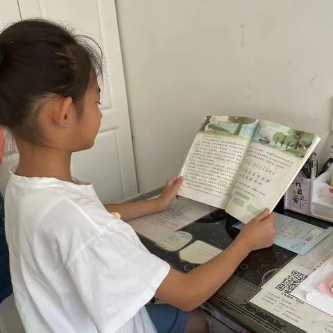 假期生活丰富多彩