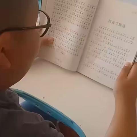东盛小学三年五班【李冠霖】第185期家庭