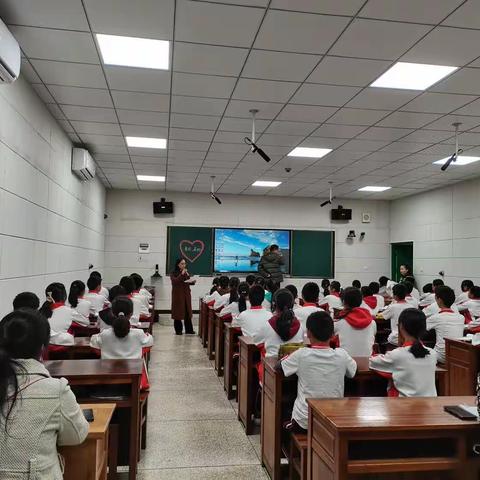 聚焦习作教学   共话习作之道——江城县“三名工程”小学语文习作研修活动