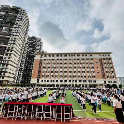 【迎“新”聚力成长·争做“五自”少年】——我上一年级啦！兴义市第十三小学入学仪式