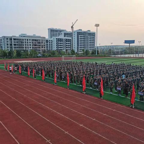 青春逐梦，不负韶华——记南方中学2308班军训