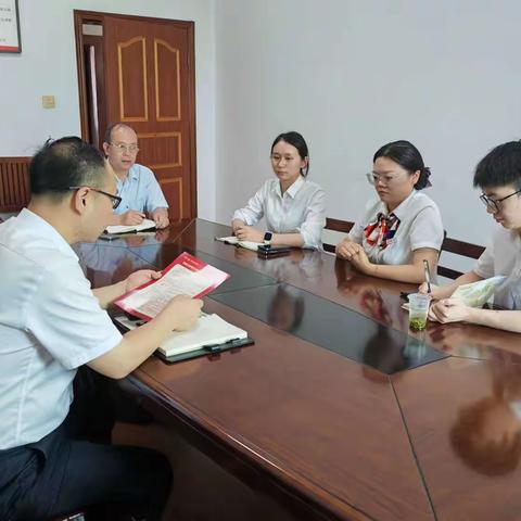秭归支行举行新员工结对拜师仪式