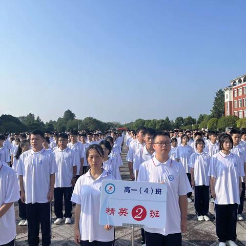 靖安学子风姿飒飒，国防教育正当时