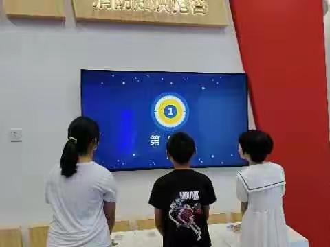 纺星社区组织未成年人学习消防安全知识