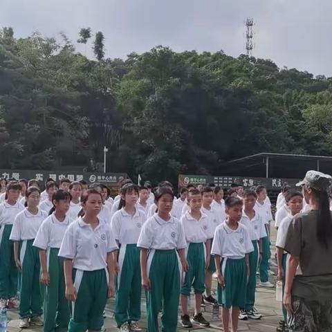 习之风，铸军人之魂！164班学生军训课堂篇