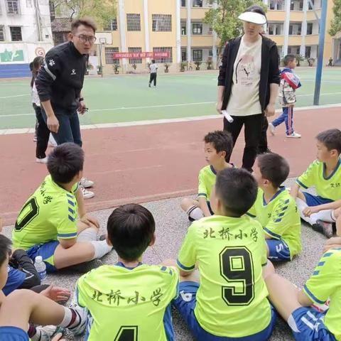 【喜报】逐梦绿茵 足⚽️够精彩——北桥小学男、女足球队在安源区足球联赛中勇夺亚军、季军