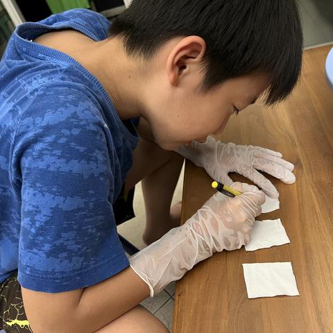 去除衣服上笔污渍法