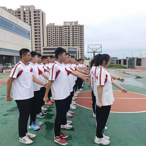 2202班军训日志第二天