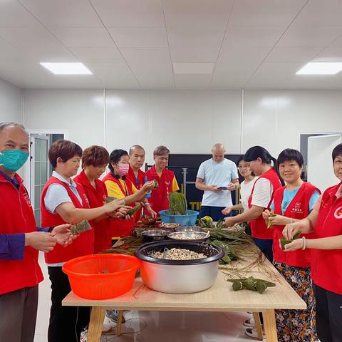 布吉街道义工联端午节慰问活动