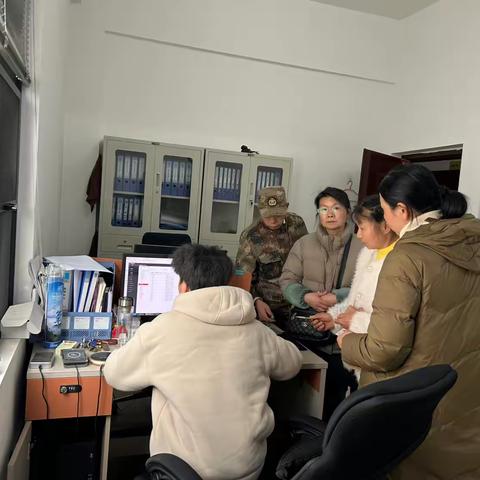 高新区电子信息产业园周报 为了创造一个良好的居住环境，物业员工每天尽职尽责，坚持用心服务于园区，我们会不断提高自身物管水平，不断完善各项管理工作。同时也感谢园区内企业老板们对物业工作的支持和配合！