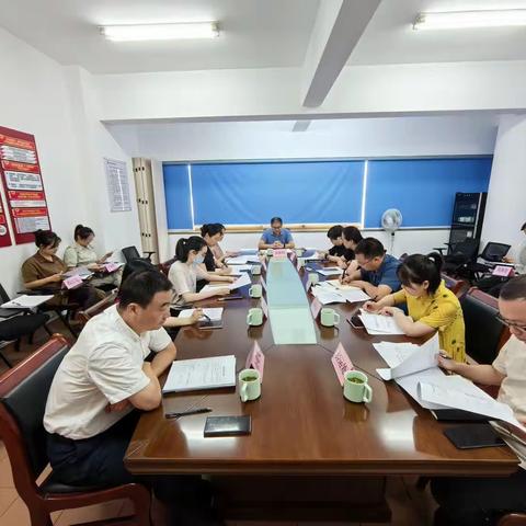 市经信局组织召开全市夺取“浙江制造天工鼎”工作部署推进会