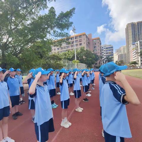 挥洒汗水 筑梦青春——湛江市霞山海景学校开展初一新生入学适应性训练活动（8.27）