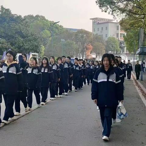 弋阳二中学生会清明祭祀活动