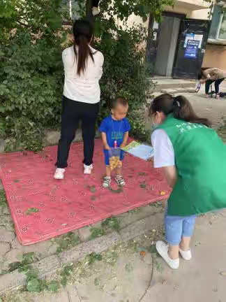 【市容秩序】区城管局开展夏季临时占道摊群点专项整治行动