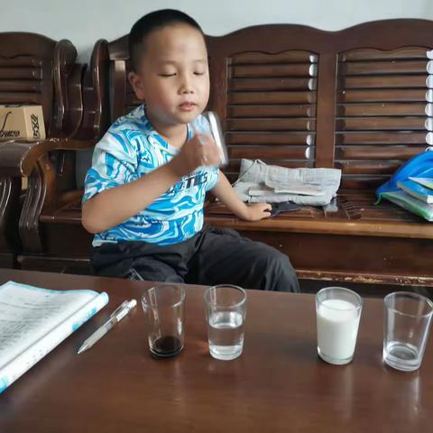 我的暑假生活分享——实验二小三（1）班张琳浩