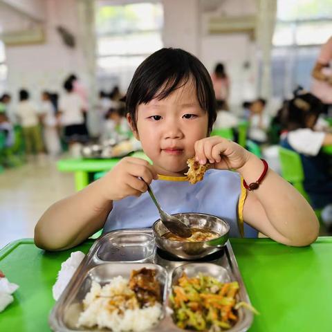 ✨爱上幼儿园，快乐“美”一天✨