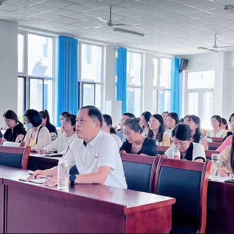 【春风化雨 蓄势前行】寿光市汇文学校小学部新学期班主任培训