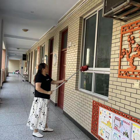 凝聚力量加油干   开学准备我当先 ——林州市第六小学四年级最美瞬间