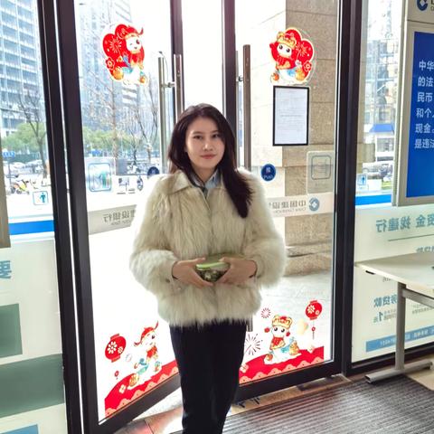 【建行成都吉泰路支行】港湾有温度，生活更幸福