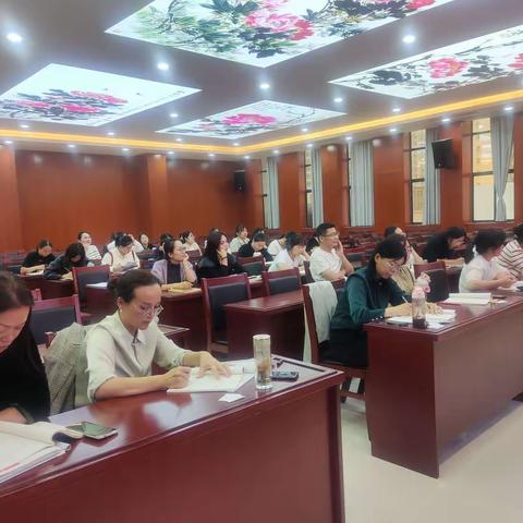 团队共磨聚势赋能，专业成长行稳致远