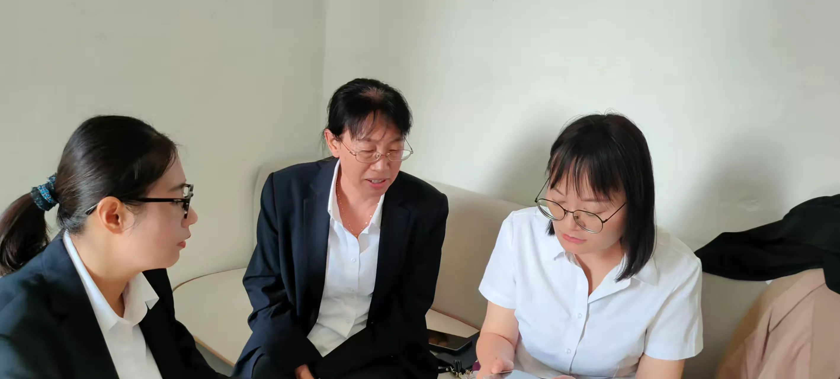 简篇-骨干示范引领 助推教师成长——汉庄中学2023学年秋季学期“235”以学为主有效课堂骨干教师示范课竞赛活动