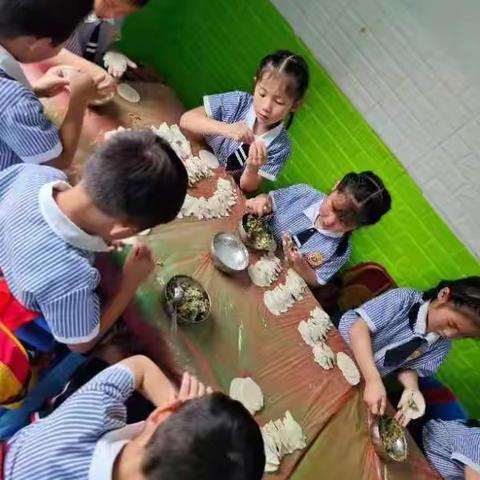 董坪希望幼儿园大班毕业典礼《勇敢之夜》