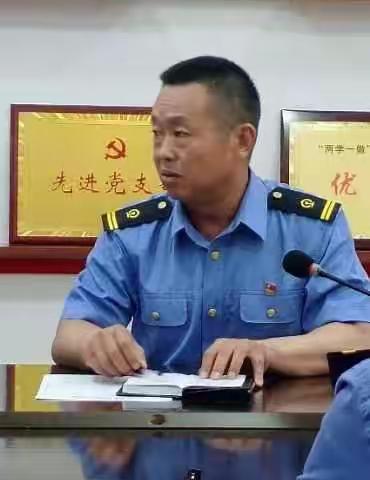 运城线路车间召开八月份安全警示教育会