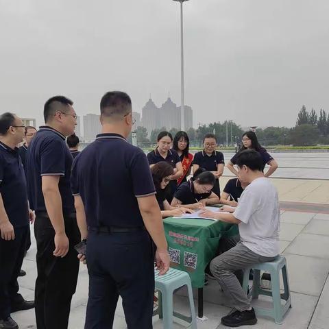 中山街道组织开展无偿献血活动