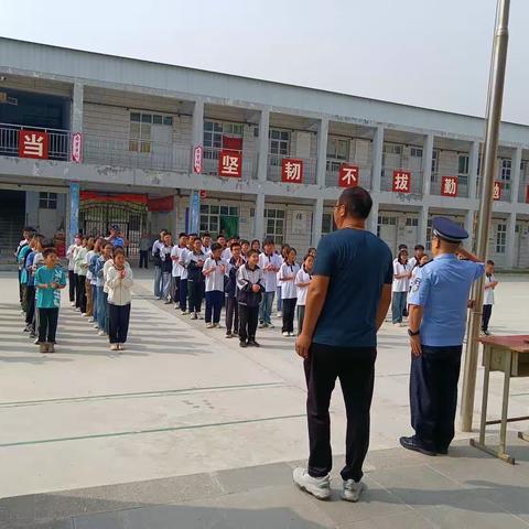 反诈宣传进校园，讲好开学“第一课”