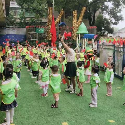 🇨🇳生在国旗下，🌿长在春风里❤️一生所幸，❤️乃生为华夏🏞愿山河无恙，✨祖国繁荣富强