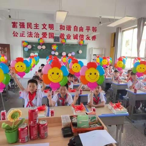 满“新”欢喜，以“心”❤️迎新------分宜一小四（3）班开学典礼