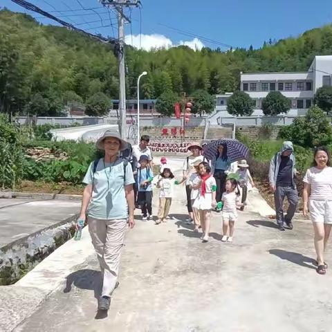 2023年8月26日（星期六）田园风水稻生长自然教育第三课——水稻扬花、灌浆及标本制作