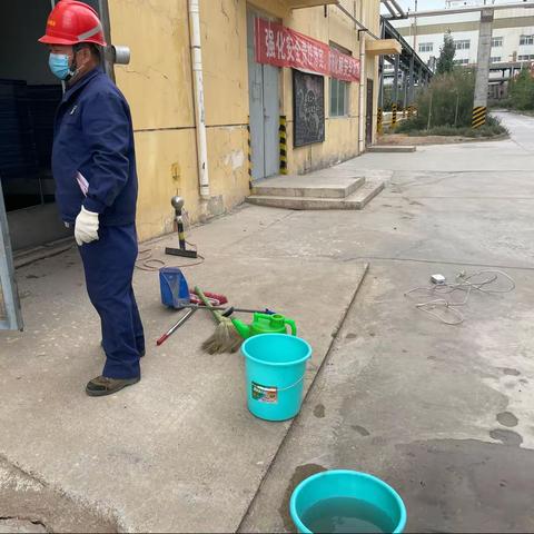 绽放检修风采