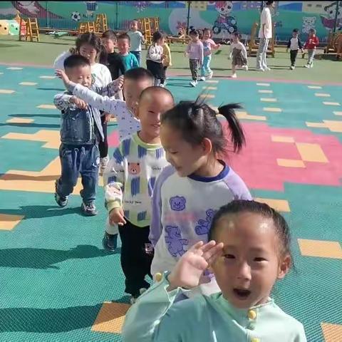 新东方幼儿园小一班一周精彩回顾