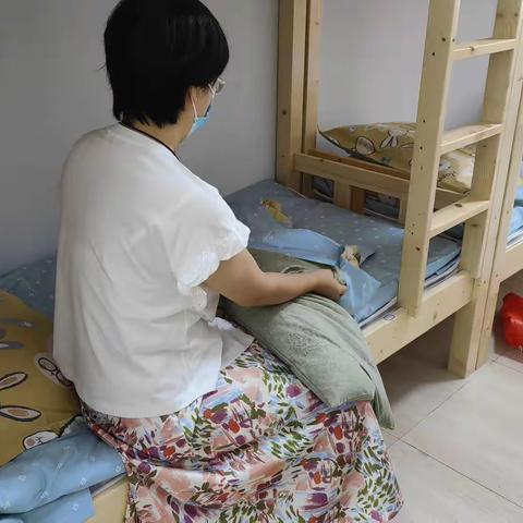 “做闪耀宝贝，迎美好明天”