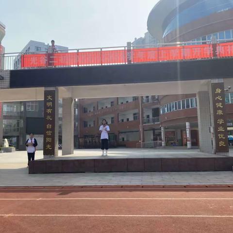 同心共筑美丽校园