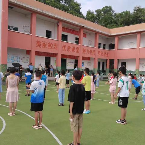 民警安全宣讲进校园 守护“童”行－赤山镇兰田小学