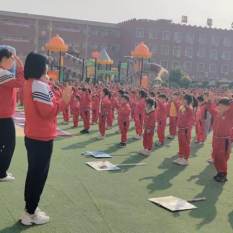 小哈佛鑫鑫幼儿园  我运动 我健康 我快乐 秋季运动会完美落下帷幕