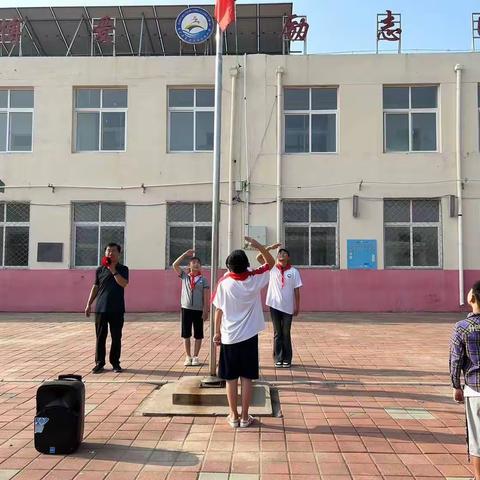 丛庄小学“学宪法讲宪法”主题活动