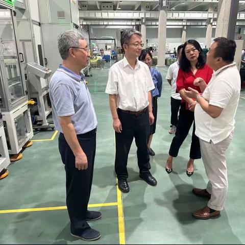 镇江分行周毅平行长一行走访新区重点企业