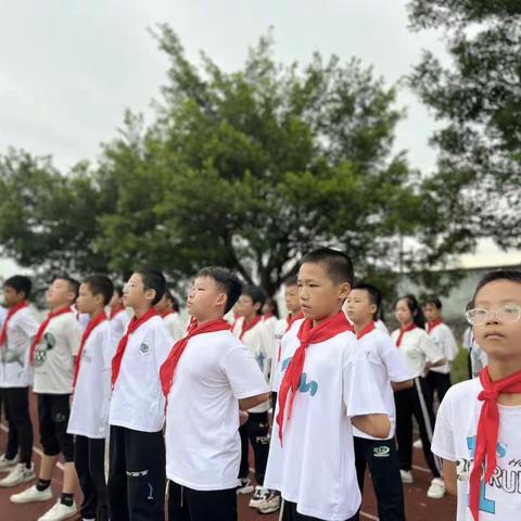 “强体魄 抓作风 提素质 ”——记鹿寨县寨沙镇龙江小学国防教育之军训活动