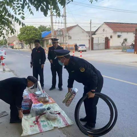 整治占道经营维护良好市容