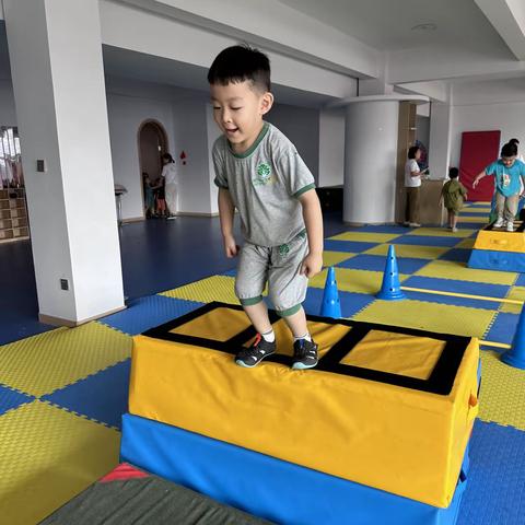 宁德幼儿园旭日班——孟令一